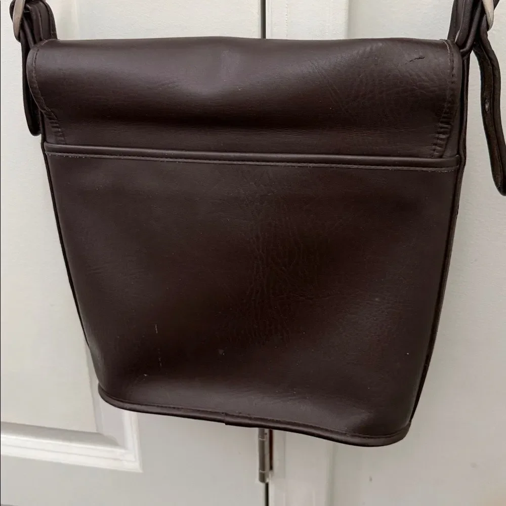 Vintage Coach 90s Whitney Crossbody Bag color brown